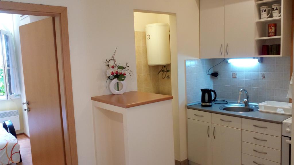 Belgrade Apartment Happy Garden Exteriör bild